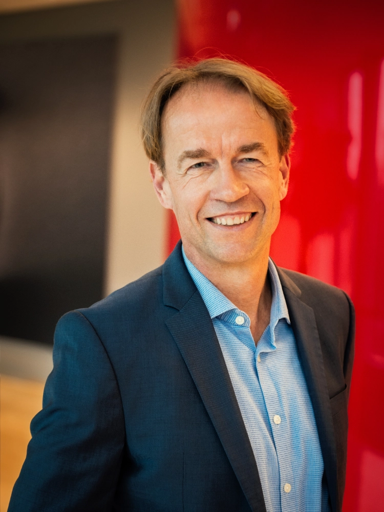 Dirk Hagener - Atradius