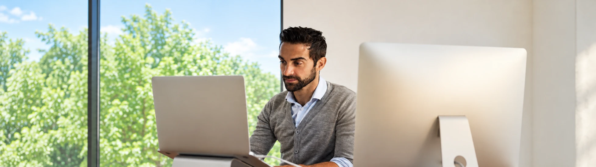 office-worker-using-2-screens