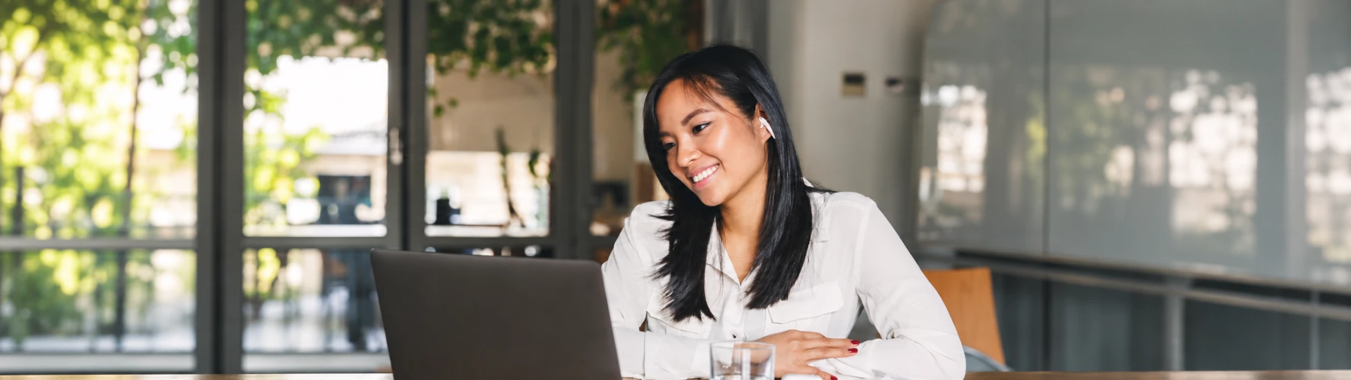 Woman laptop